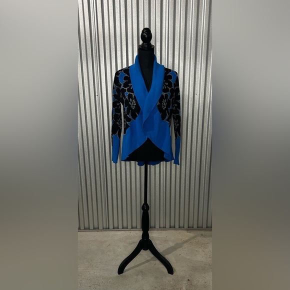 Cynthia Rowley Sweaters - Women’s Cynthia Rowley Blue Black Floral Long Sleeve Cardigan Sweater Size S/M